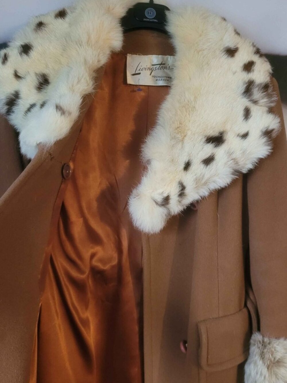 S estimate Spotted fur & American wool